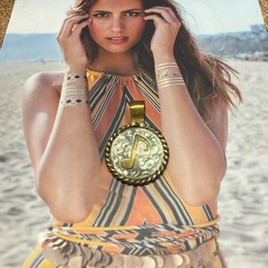 1959 silver quarter and music note quarter